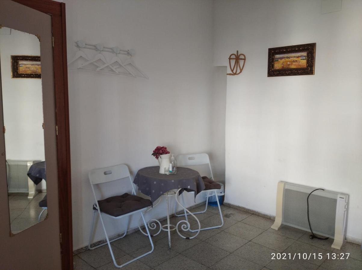 Vivienda Turistica Templo Romano コルドバ 部屋 写真