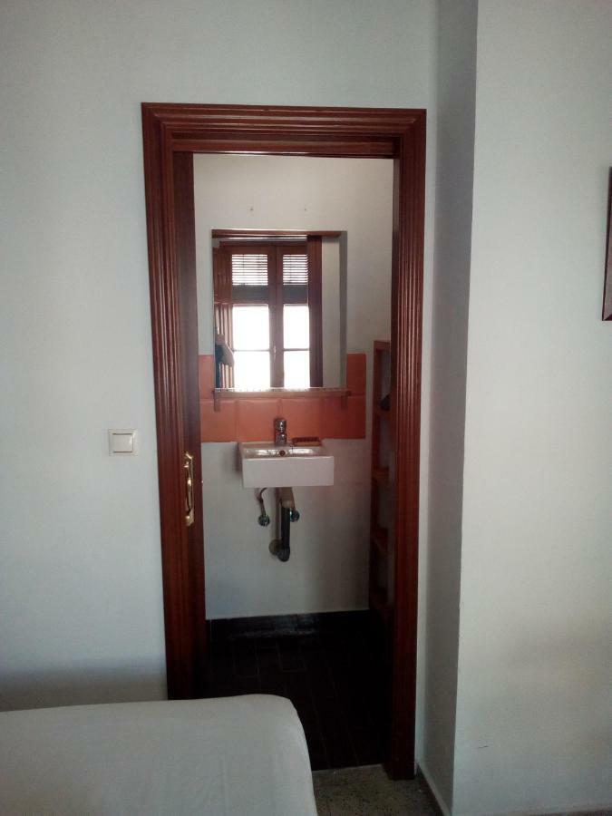 Vivienda Turistica Templo Romano コルドバ エクステリア 写真