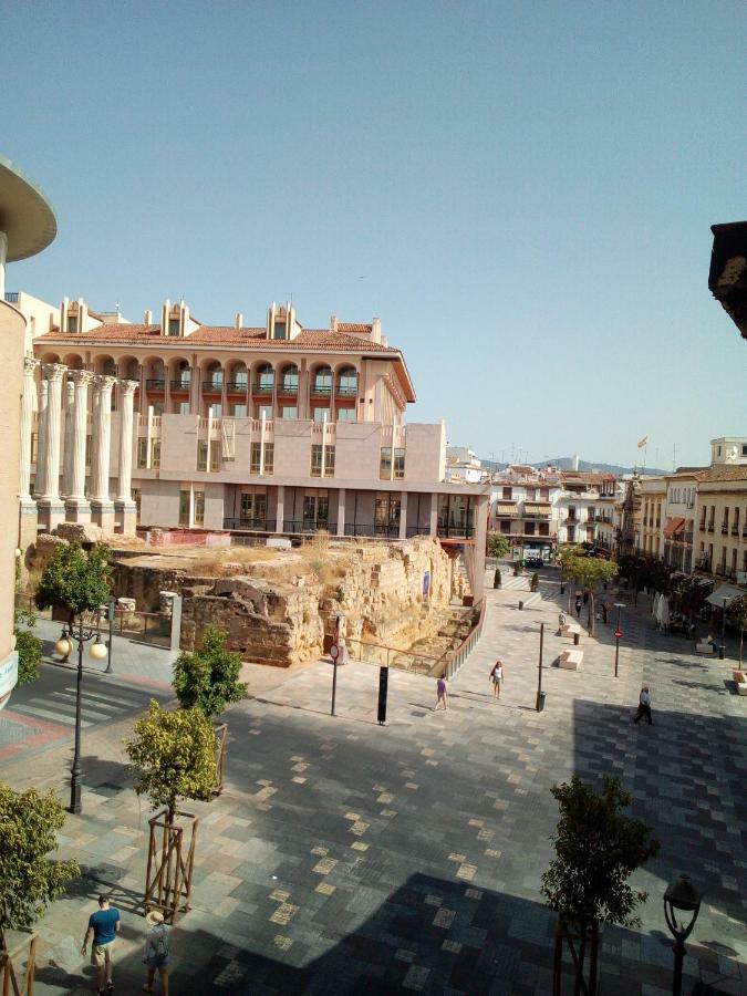 Vivienda Turistica Templo Romano コルドバ エクステリア 写真